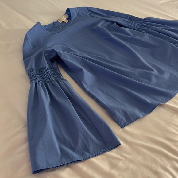 Michael Kors blue blouse. Flare long sleeve. - Picture 2 of 6